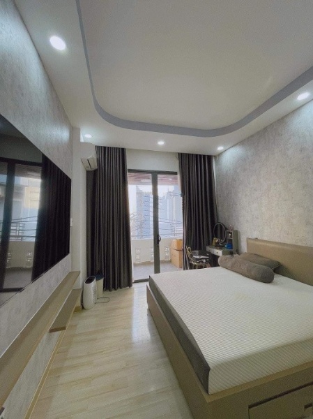 Chính chủ bán gấp căn nhà cực đẹp tại Đường Gò Ô Môi, Phường Bình Thuận, Quận 7, Hồ Chí Minh
